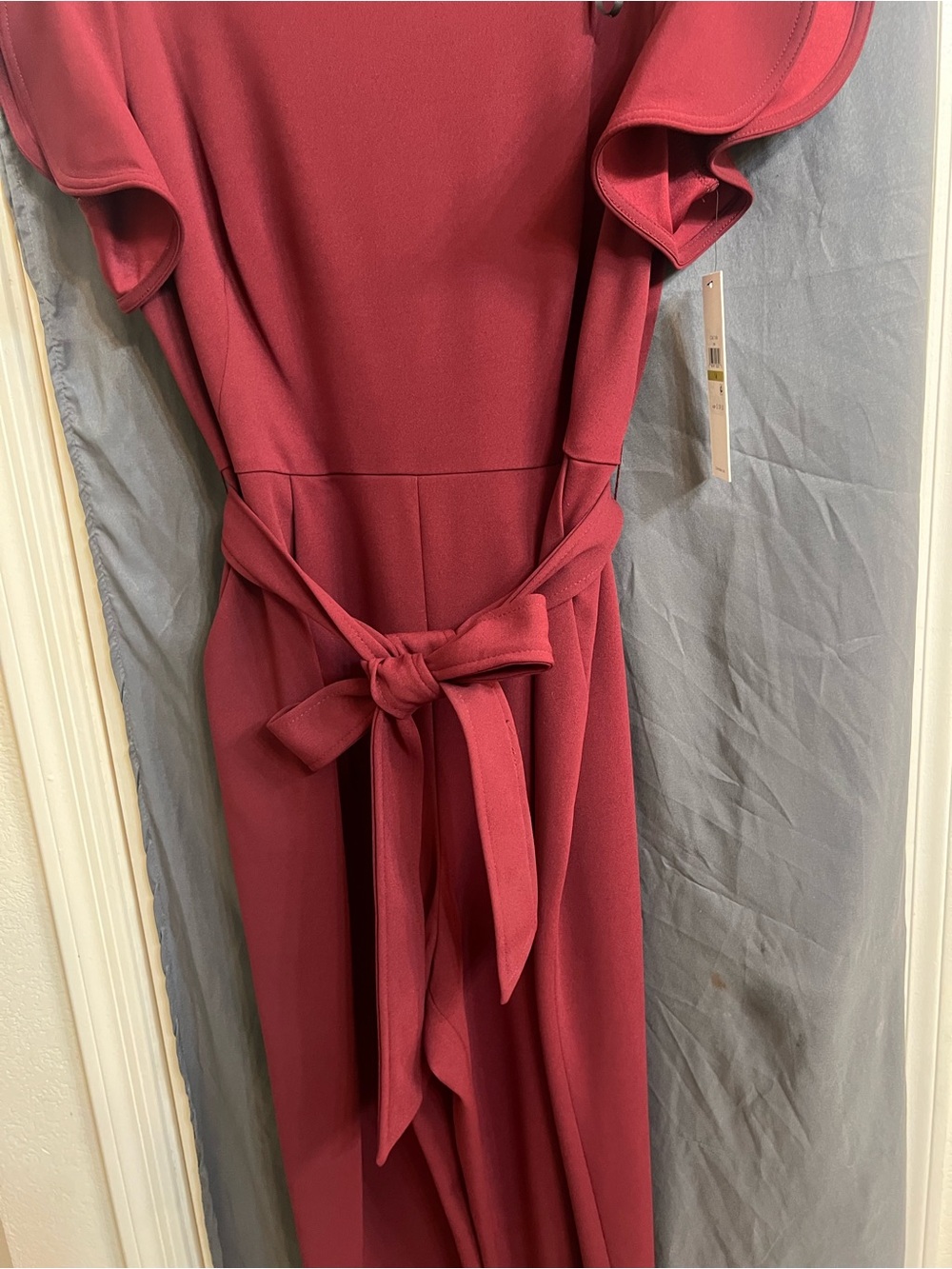 NWT Calvin Klein Women's Burgundy flutter Sleeve wide leg  belted Jumpsuit sz 14 - Picture 2 of 8